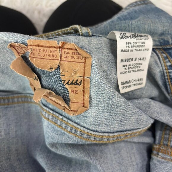 Vintage Levi’s Light Wash Denim Jacket – Size Small - Picture 4 of 4
